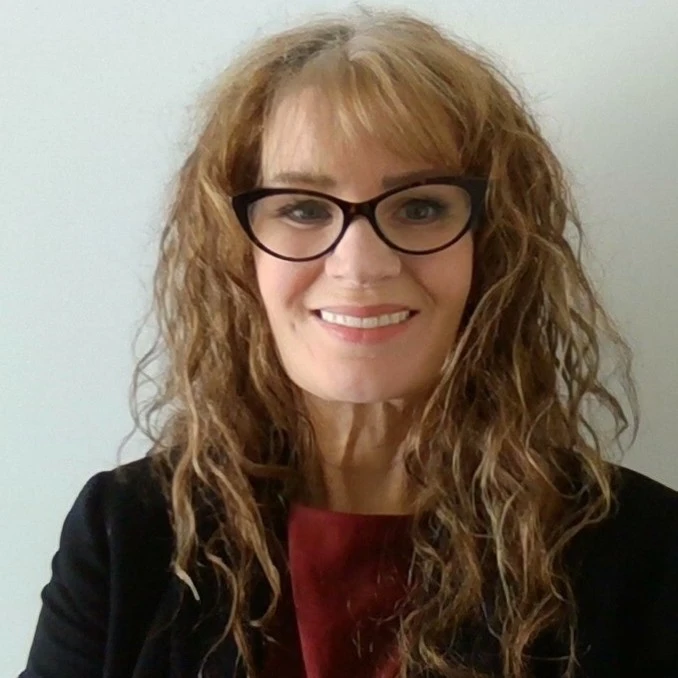 Ali Spicer 